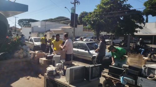 Ped&aacute;gio do &lsquo;Allan Kardec&rsquo; arrecada mais de 5 toneladas de lixo eletr&ocirc;nico; doa&ccedil;&otilde;es continuam